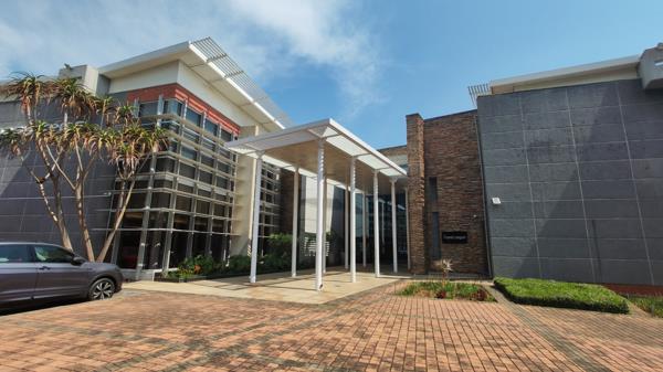 1 005 m² Office Space