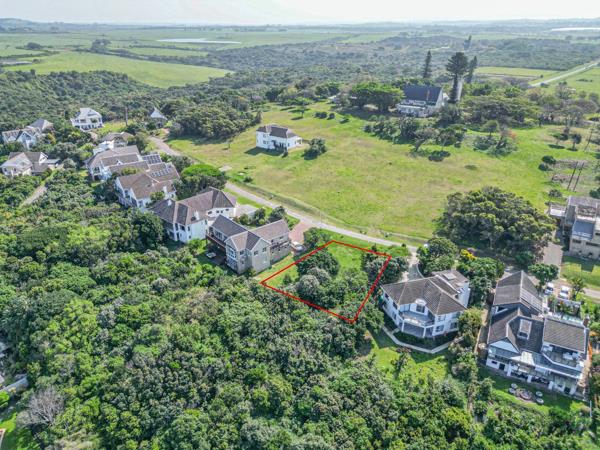709 m² Land