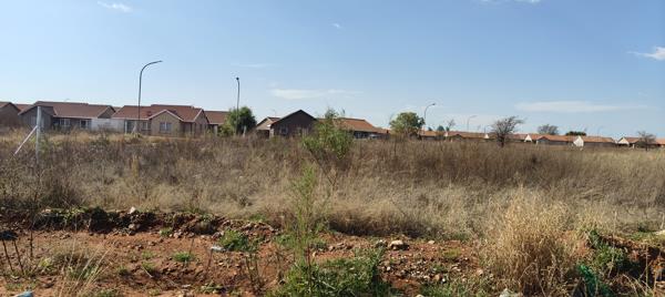422 m² Land
