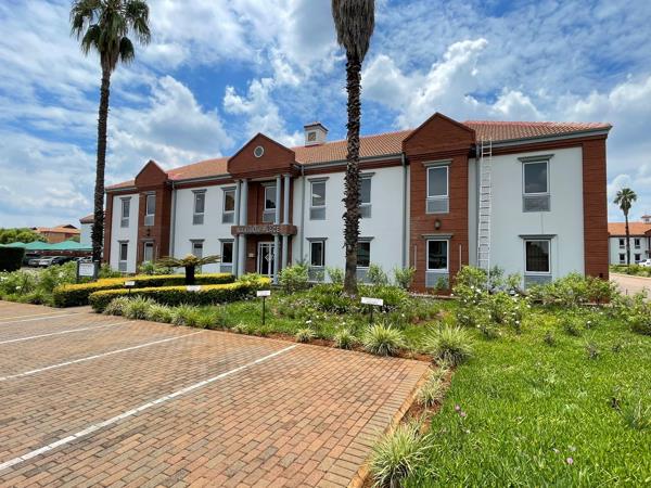 144 m² Commercial space