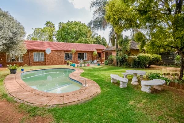 5 Bedroom House
