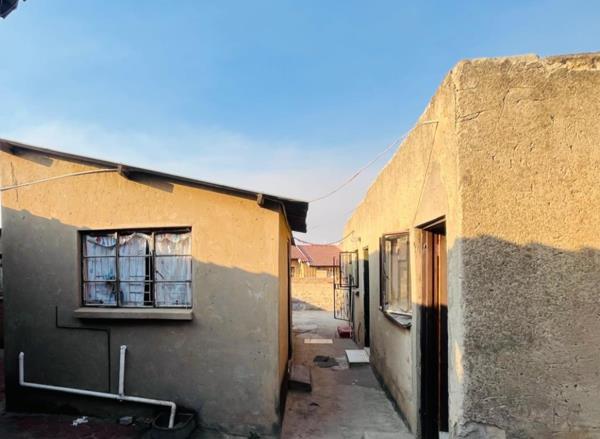 2 Bedroom House