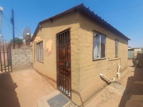2 Bedroom House