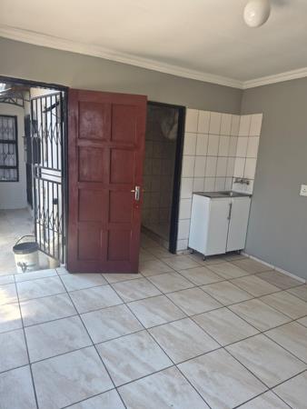 1 Bedroom House