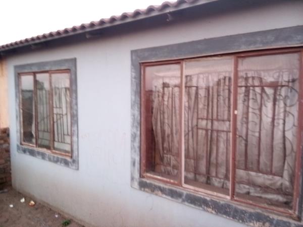 2 Bedroom House