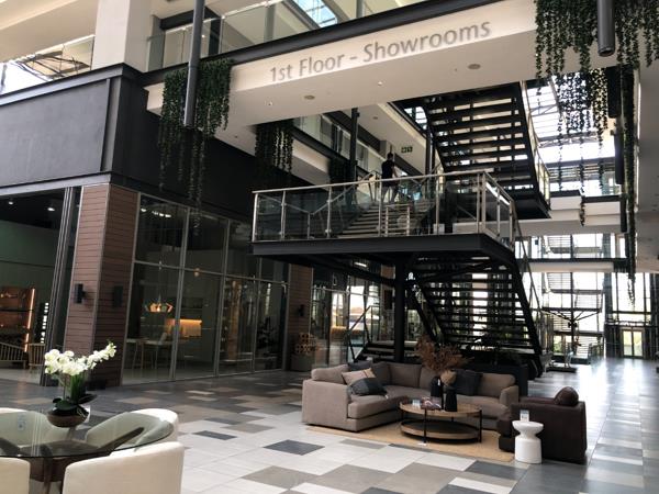 428 m² Commercial space