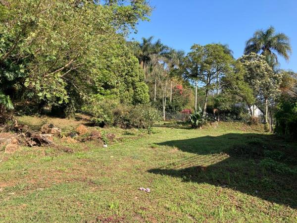 1 500 m² Land