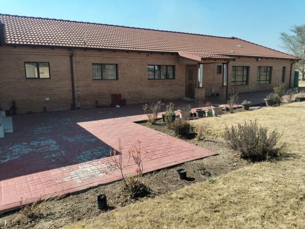 2.2 ha Farm