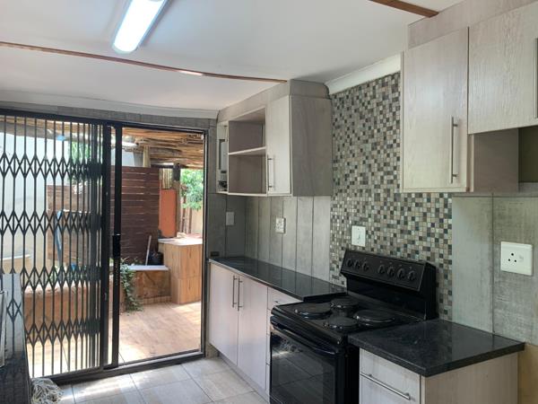 1 Bedroom House