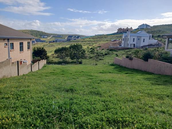 807 m² Land