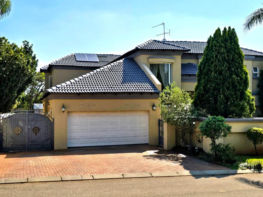 4 Bedroom House