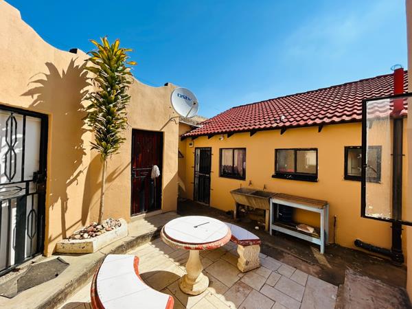 2 Bedroom House