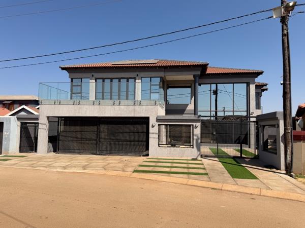 4 Bedroom House