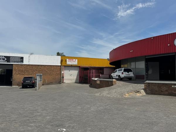 300 m² Industrial space