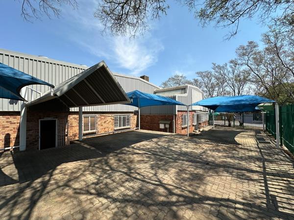 775 m² Industrial space