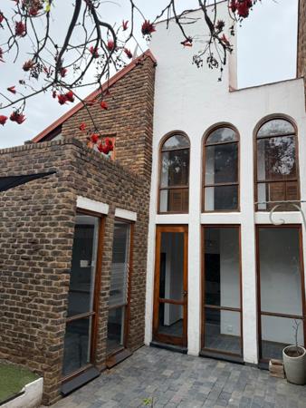 4 Bedroom Townhouse