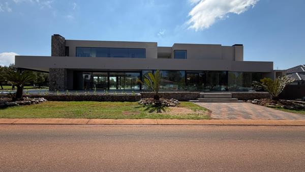 7 Bedroom House