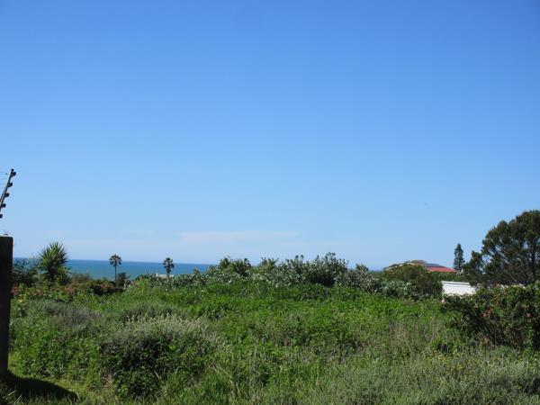 400 m² Land