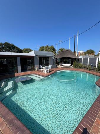 6 Bedroom House
