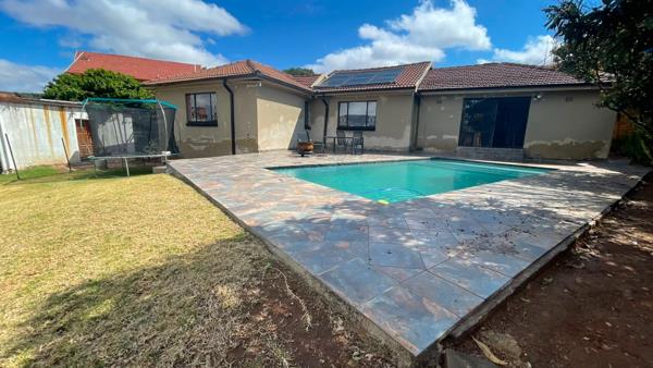 5 Bedroom House