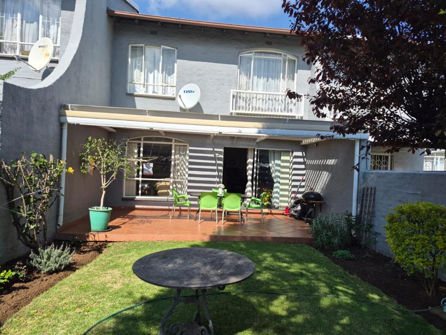 3 Bedroom Townhouse