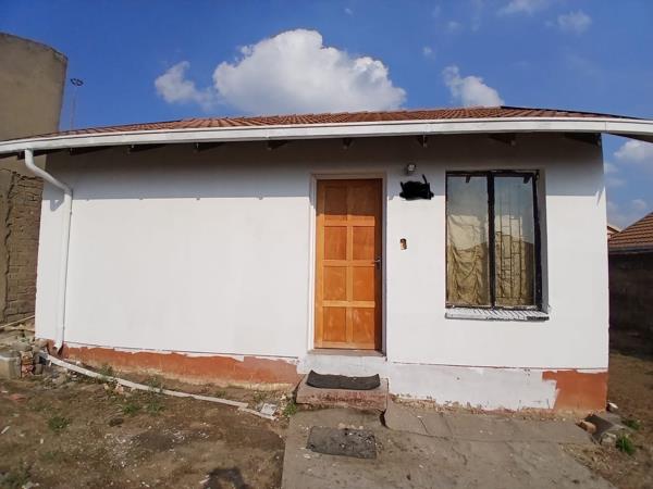 2 Bedroom House