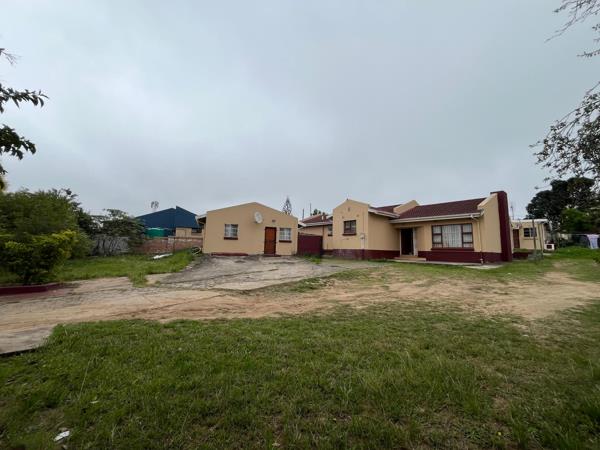 6 Bedroom House