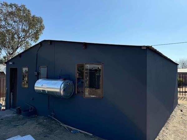 2 Bedroom House