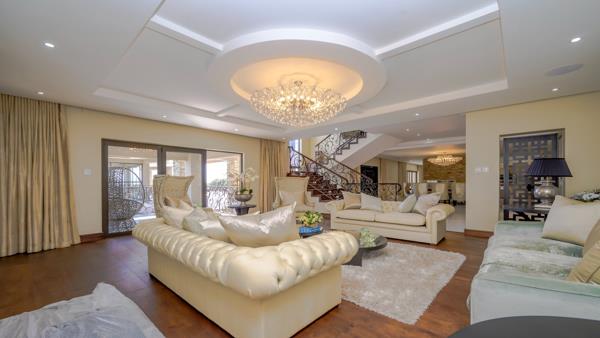 5 Bedroom House