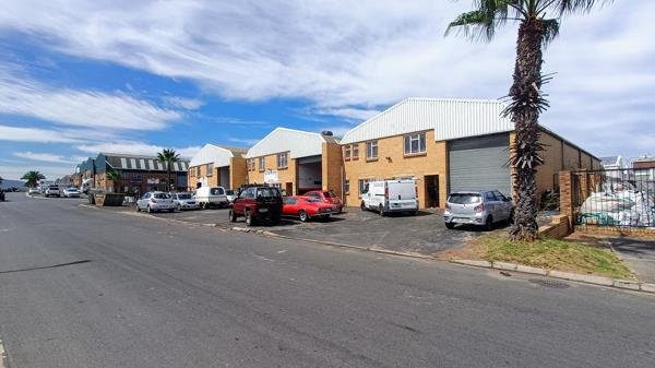 566 m² Industrial space