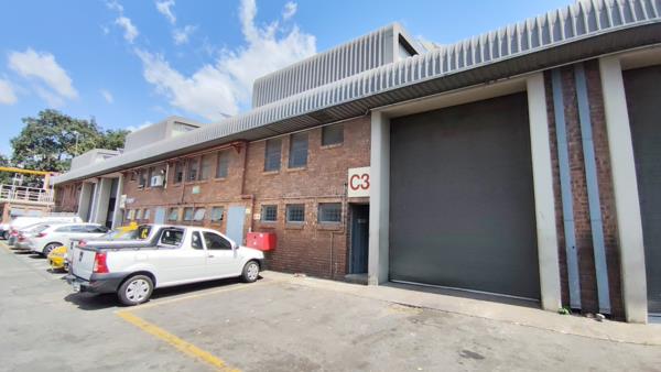 399 m² Industrial space