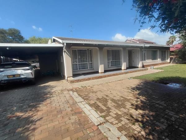 5 Bedroom House