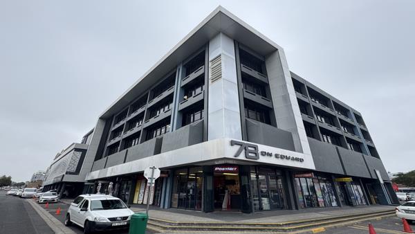 72 m² Retail Space