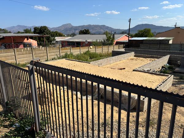 396 m² Land