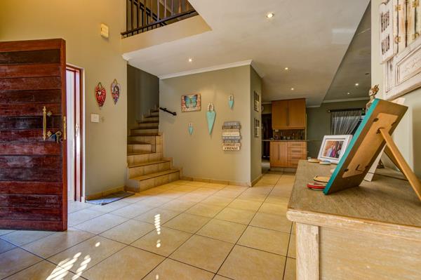 6 Bedroom House