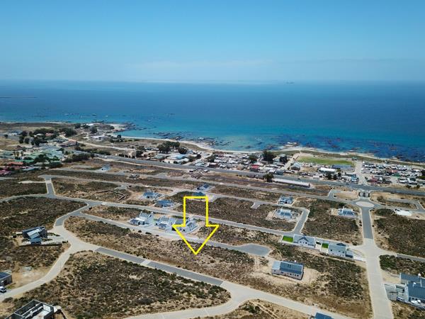 512 m² Land