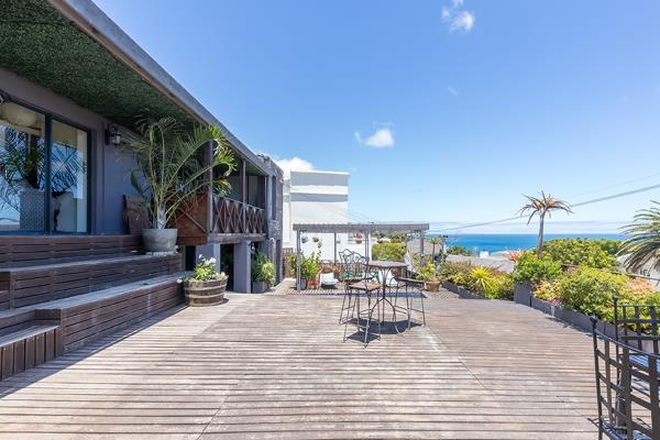 12 Bedroom House