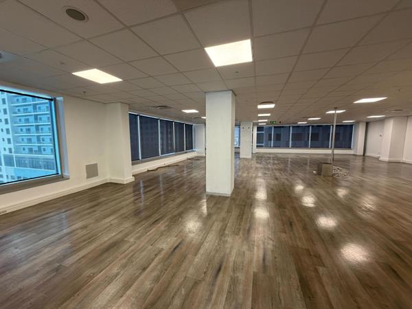 1 660 m² Commercial space