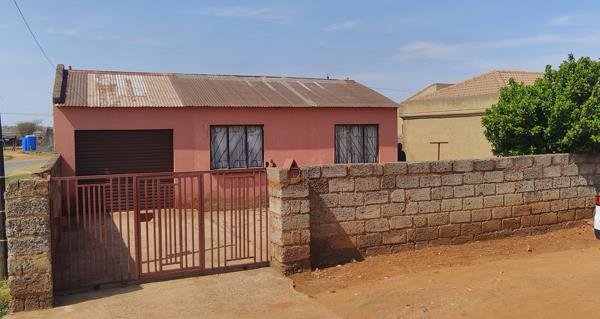 2 Bedroom House