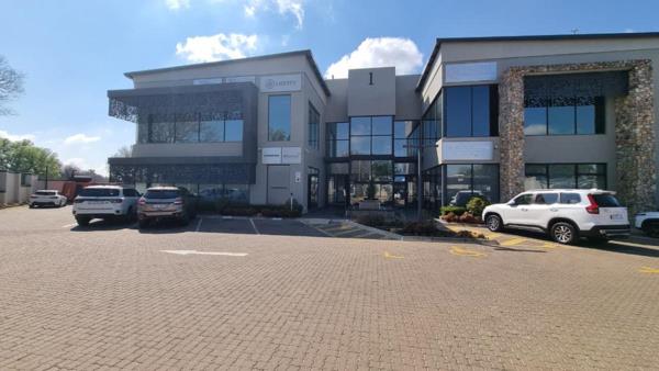 125 m² Commercial space