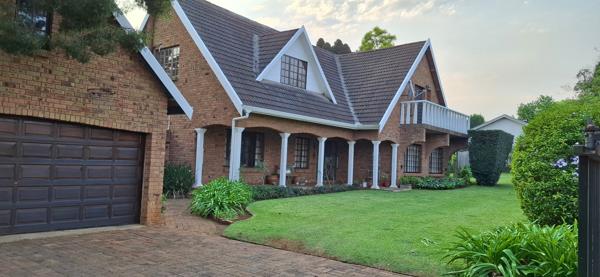 6 Bedroom House