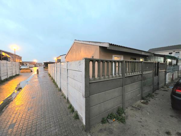 2 Bedroom House