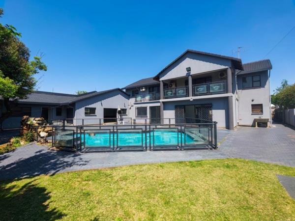 5 Bedroom House