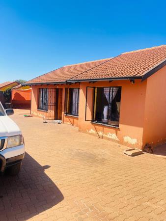 1 Bedroom House