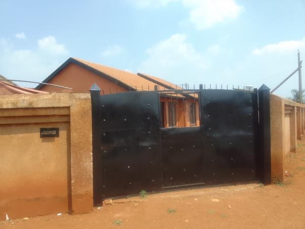 1 Bedroom House