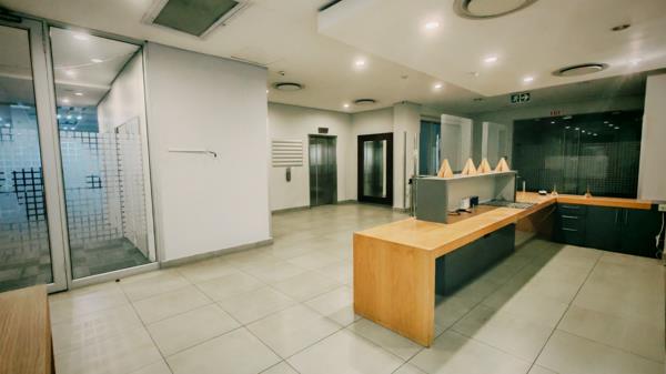 1 515 m² Office Space