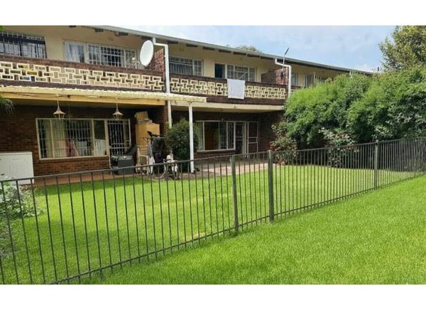 5 Bedroom Apartment