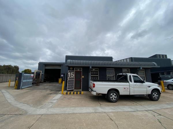 608 m² Industrial space