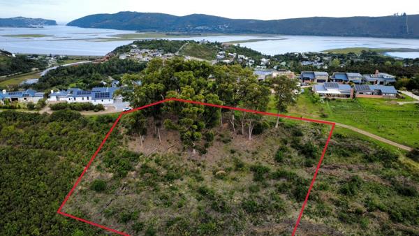 5 475 m² Land