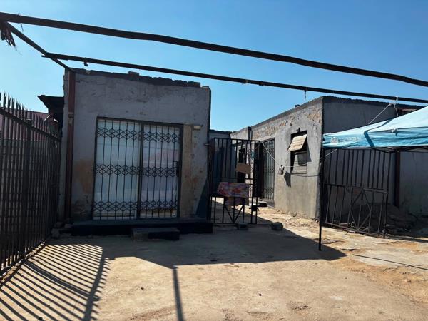 2 Bedroom House